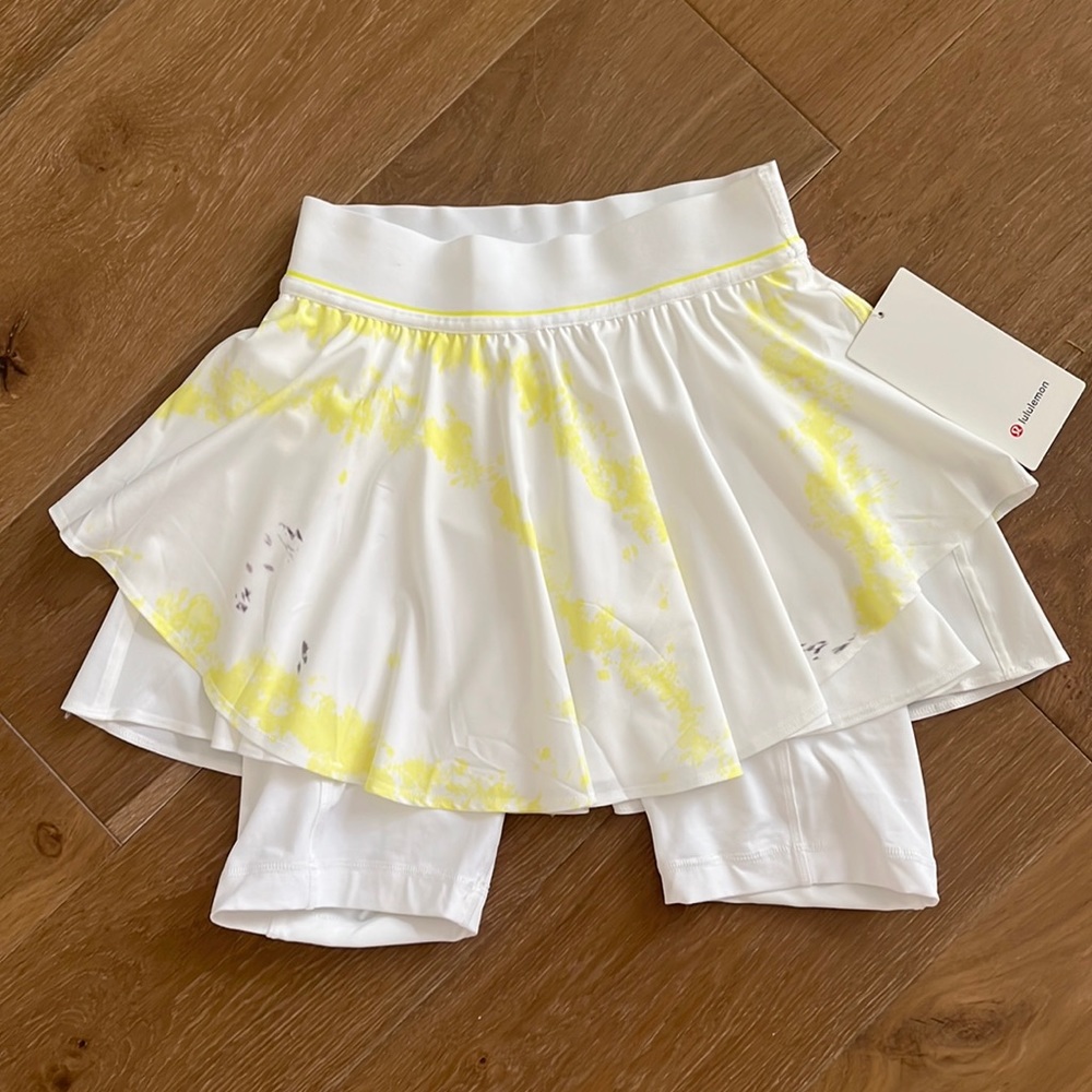 Lululemon Court Rival HR Skirt Size 4